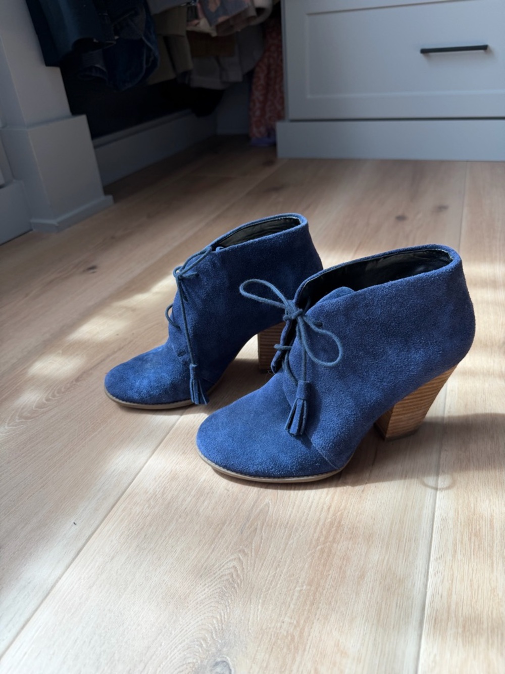 Sole Society Navy Suede Tassel Lace-Up Ankle Booties